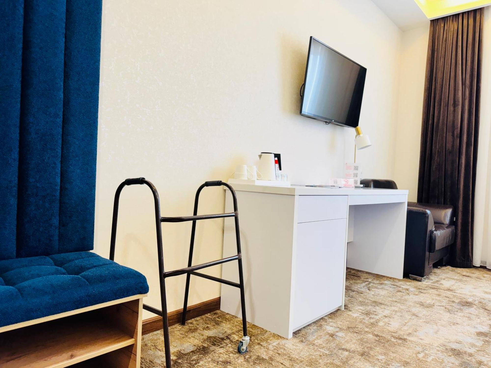 Garnet Hotel Tashkent Bagian luar foto